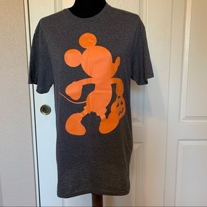 NWOT Disney Mickey Halloween Gray and Orange‎ T Shirt Size Medium